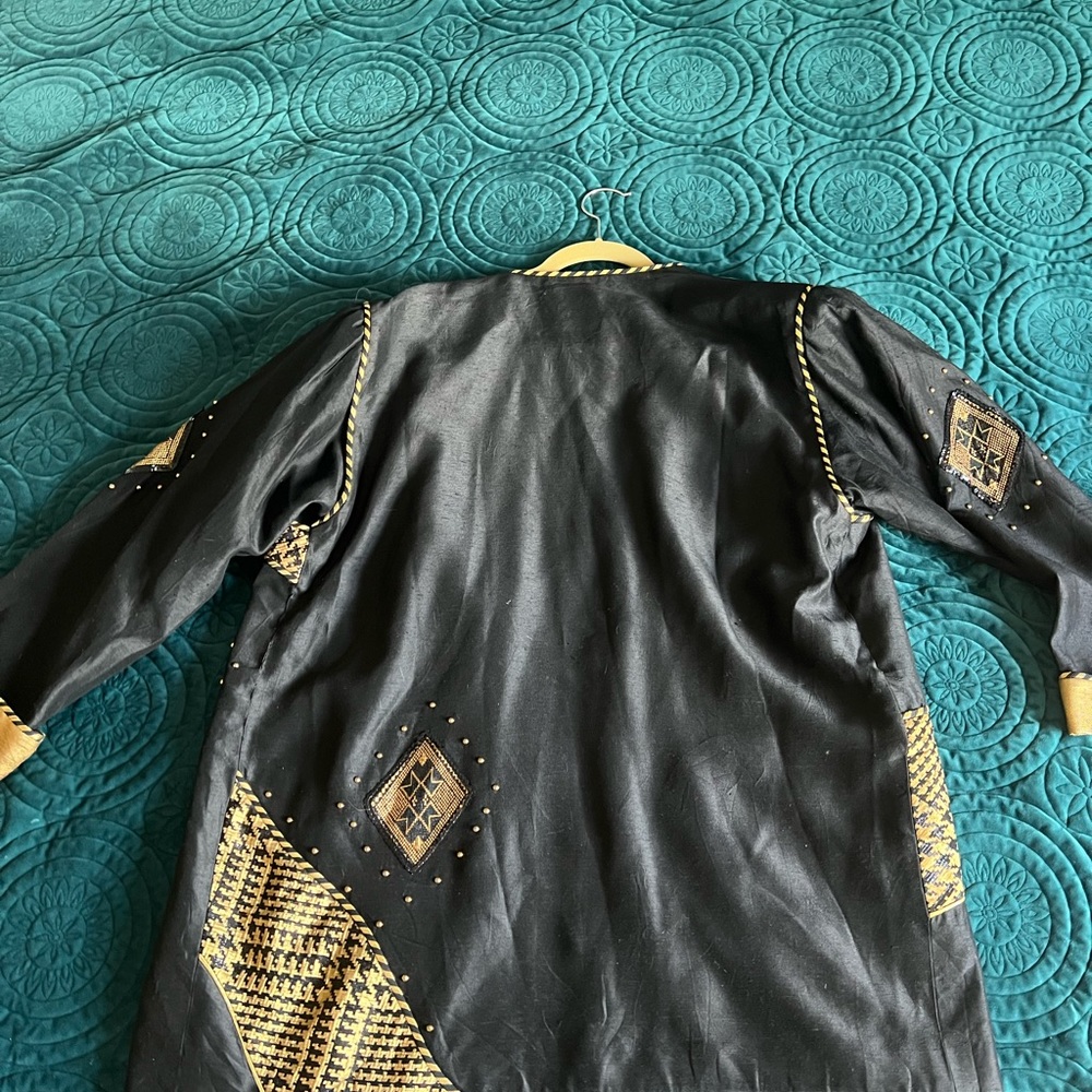 Vintage embroidered jacket. - Picture 7 of 7